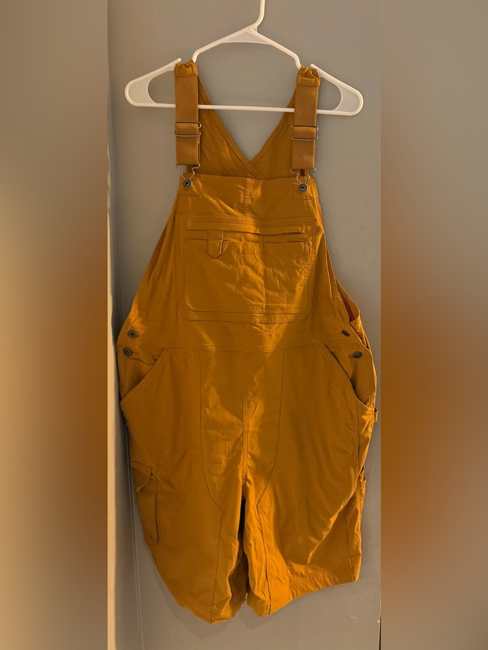 Duluth Trading Heirloom Gardening Mustard Shortalls Size L